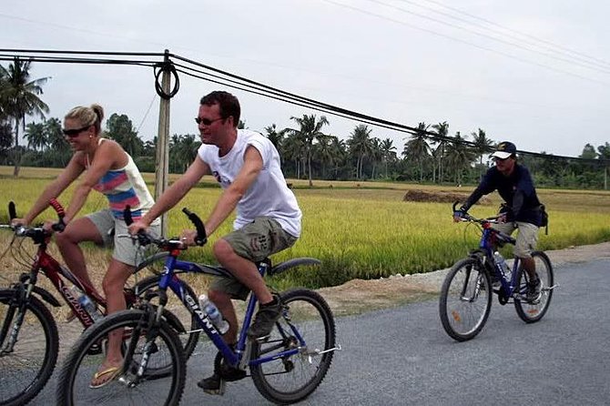 The Absolute Best Cycling Tour in Hanoi: An In-Depth Guide to Two-Wheeled Discovery